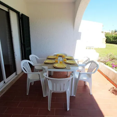 Holiday home Charming By Sapvillas *